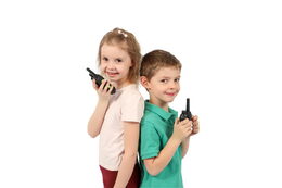 Vysílačky 2ks walkie-talkie 2,4 GHz dosah 80 metrů plast na baterie v krabičce 15x20x4cm