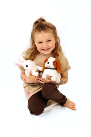 Králík Ben plyš/plast 16x17cm na baterie se zvukem s pohybem v krabici 13x19x18cm