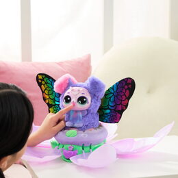 Hatchimals poupě s překvapením stěňátka