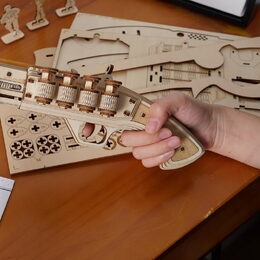 RoboTime 3D dřevěné mechanické puzzle Brokovnice Terminátor