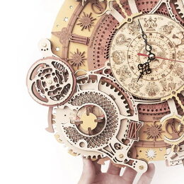 RoboTime 3D dřevěné mechanické puzzle Hodiny s kalendářem