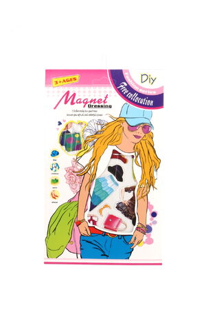 Magnetické oblékání panenek