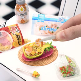 MGA's Miniverse – Mini Food Občerstvení, série 4A, PDQ