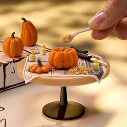 MGA's Miniverse – Mini Food Občerstvení - Strašidelná série 2025, PDQ
