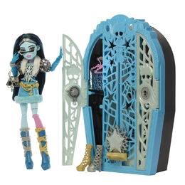 Monster High skulltimate secrets hauntlywood mysteries panenka