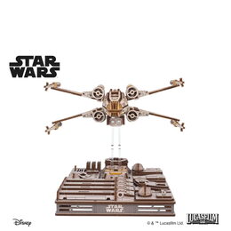 Ugears 3D dřevěná mechanická skládačka Star Wars Luke Skywalker X-Wing stíhačka