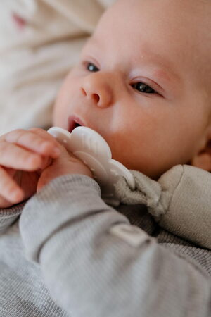 Voskovky pastelky hvězda CREATED 6 barev 6cm na kartě