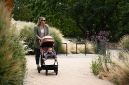 Sportovní kočárek Kidnort Snougle šedý