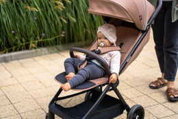 Sportovní kočárek Kidnort Snougle šedý