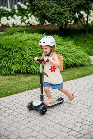 Koloběžka MoMi SAN růžová