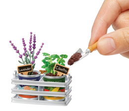 MGA's Miniverse - Make it Mini Zamilovaná série