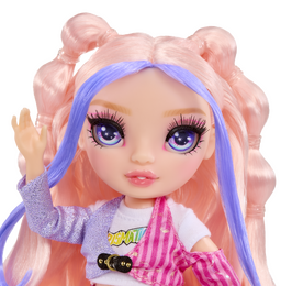 Rainbow High Junior Fashion panenka v rockové kapele - Bella