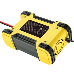 Nabíječka Carspa CFB12/24-12/06 pro olověné a LiFePO4 baterie