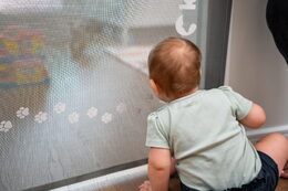 Dětská zábrana Kidnort Sakerhet černá