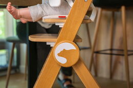 Jídelní židlička Kidnort Drömmer hnědá