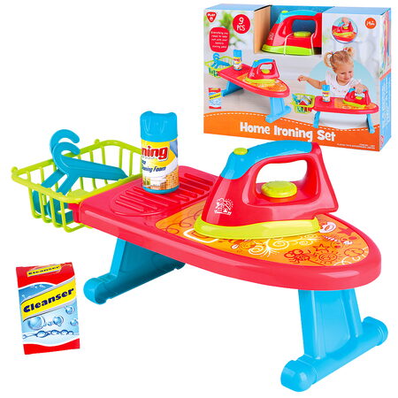 PLAYGO - Domácí žehlicí sada (nová verze) 9 ks