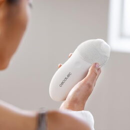 Péče na obličej Cecotec, 102502, FaceCare SkinRoutine, 3v1, čistící prostředek,
proti tmavým kruhům, masážní přístroj, 3.7 V, 500 mAh / 3.7