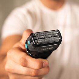 Holící strojek Cecotec, 100057, PrecisionCare X-Trimm Triple, trojitá čepel z
nerezové oceli, vodotěsný IPX6, velké břity