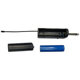 Mikrofon AKAI, AMW-200, dynamický, 32 bit. ID pilotní technologie, kardioidní
polární charakteristika, lithiová baterie, USB-C nabíjení