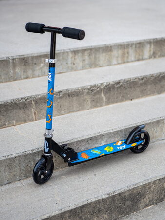 Koloběžka Acra Joy Superhero do 9 let