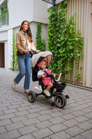 Tříkolka MoMi IVI béžová