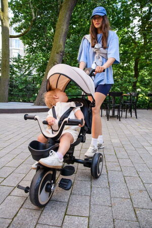 Tříkolka MoMi IVI béžová