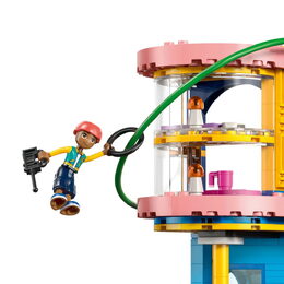 LEGO® 42689 Friends Klubovna pro kamarády v městečku Heartlake