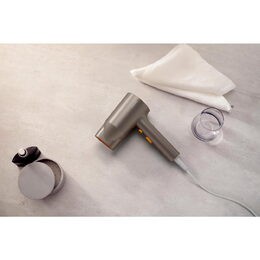 BHD321/00 VYSOUŠEČ VLASŮ PHILIPS