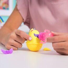 Hatchimals figurky s doplňky z duhového obláčku