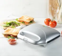 Sendvičovač na 2 XL sendviče - stříbrný - DOMO DO9267C, Příkon: 900W, o 50 % vět