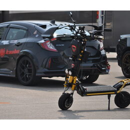 Kaabo Wolf King GTR Golden CZ EDITION