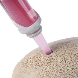 Primal Hatch dinosauři líhnoucí se z vejce