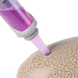 Primal Hatch dinosauři líhnoucí se z vejce