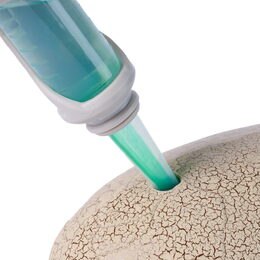 Primal Hatch dinosauři líhnoucí se z vejce