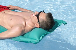 Matrace nafukovací jednobarevná 183x69 cm