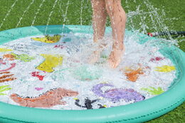 Podložka stříkací dinosauři