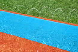 Vodní skluzavka pro dvě děti