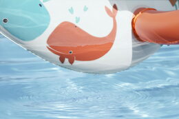 Nafukovací loďka se stříškou