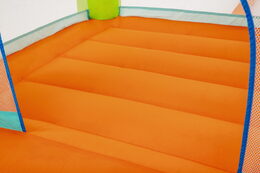 Nafukovací trampolína 1,94 m x 1,75 m x 1,70 m