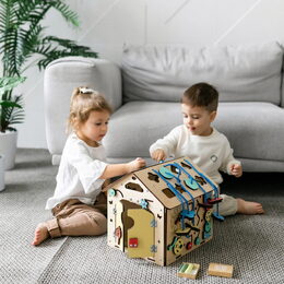 BusyKids Activity board Domeček Mini