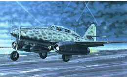 Směr Model Messerschmitt ME 262 B-1a/U1 1:72 14,7x17,4cm v krabici 25x14,5x4,5cm