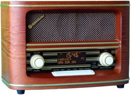 Retro rádio s MP3/CD Roadstar HRA 1500MP