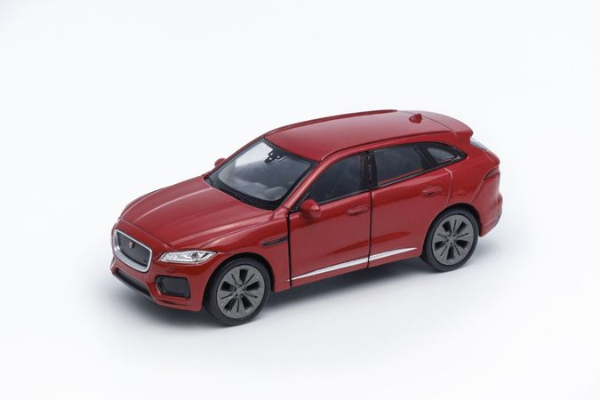 Welly Jaguar F-Pace 1:34 modrý