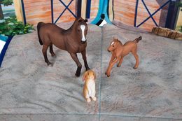 Small Foot Animal Planet 3D Batoh kůň