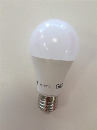 LED žárovka GIGALED E27 7W tep. bílá