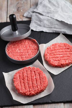 Grilovací nářadí G21 lis na hamburger