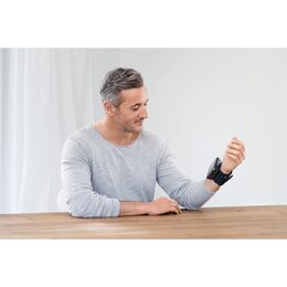 BC 54 TLAKOMĚR NA ZÁPĚSTÍ BEURER