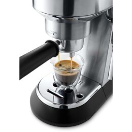 EC 685.M ESPRESSO PÁKOVÉ DELONGHI