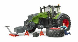 Bruder Traktor Fendt 1050 Vario s mechanikem a dílenským nářadím 1:16