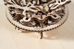 Ugears 3D dřevěné mechanické puzzle Květina